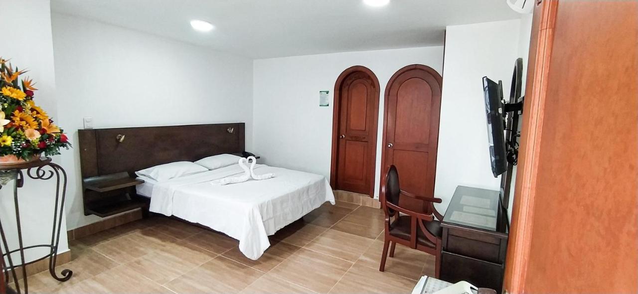 Hotel Zaraya Cucuta Exterior photo