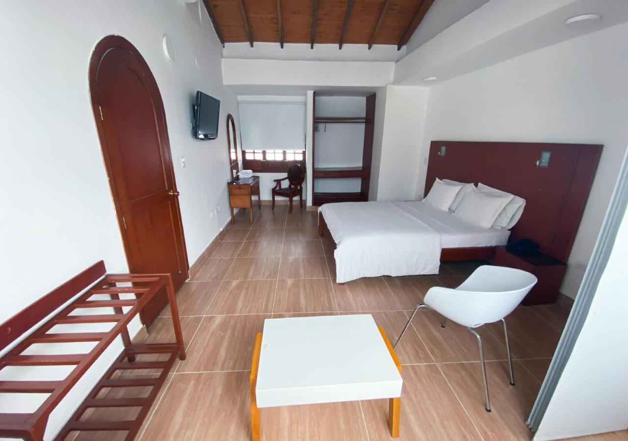Hotel Zaraya Cucuta Exterior photo