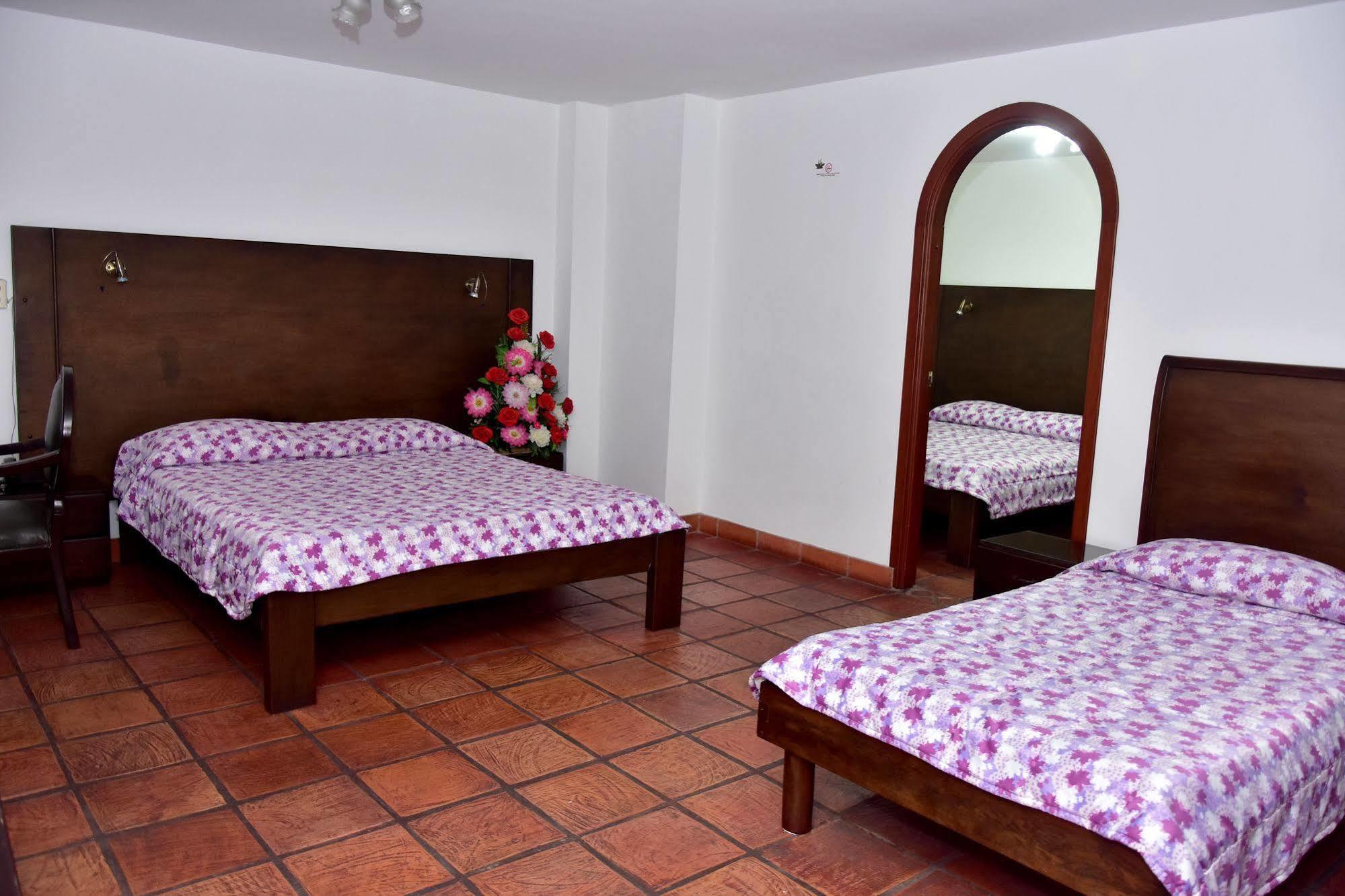 Hotel Zaraya Cucuta Exterior photo