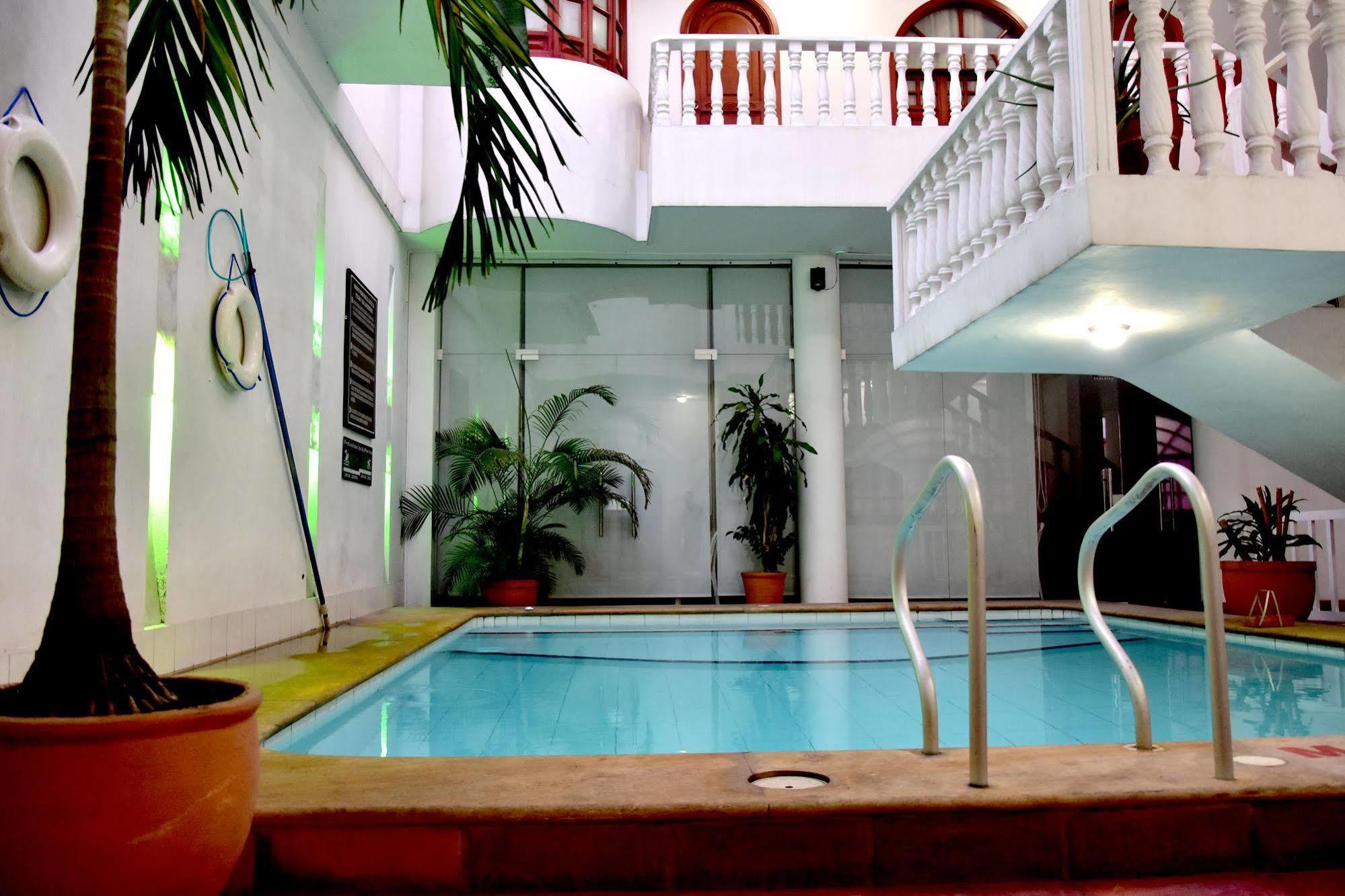 Hotel Zaraya Cucuta Exterior photo